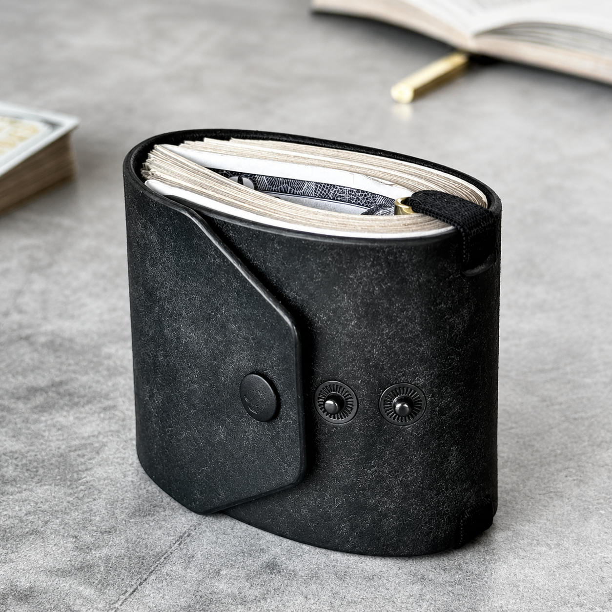 Classic Pocket Cash Wallet