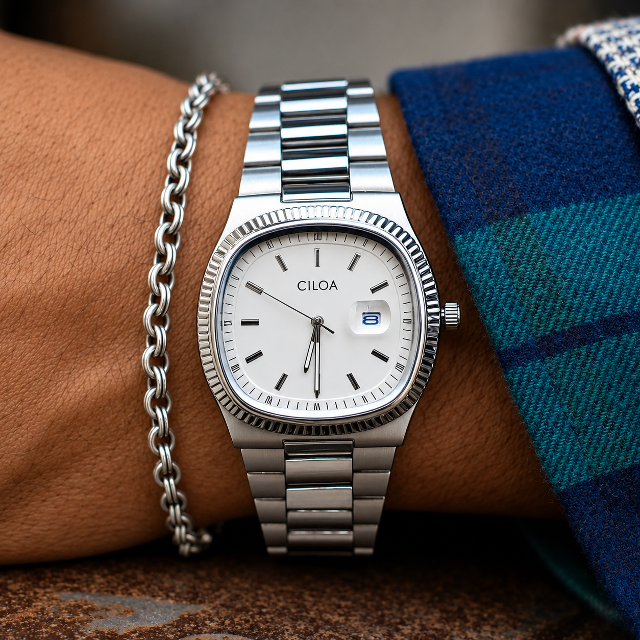 Royal Crown Timepiece