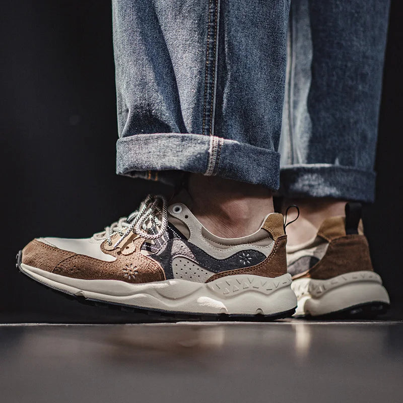 Retro Peak Runners