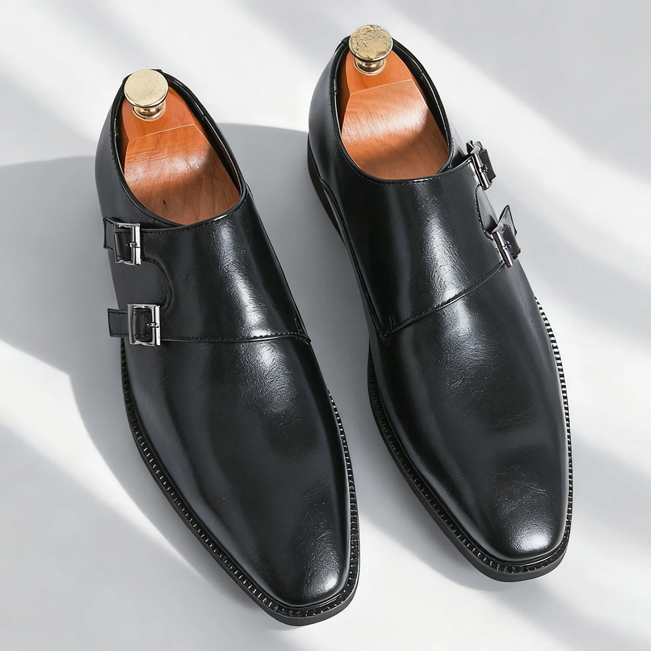 Montreux Buckle Oxford