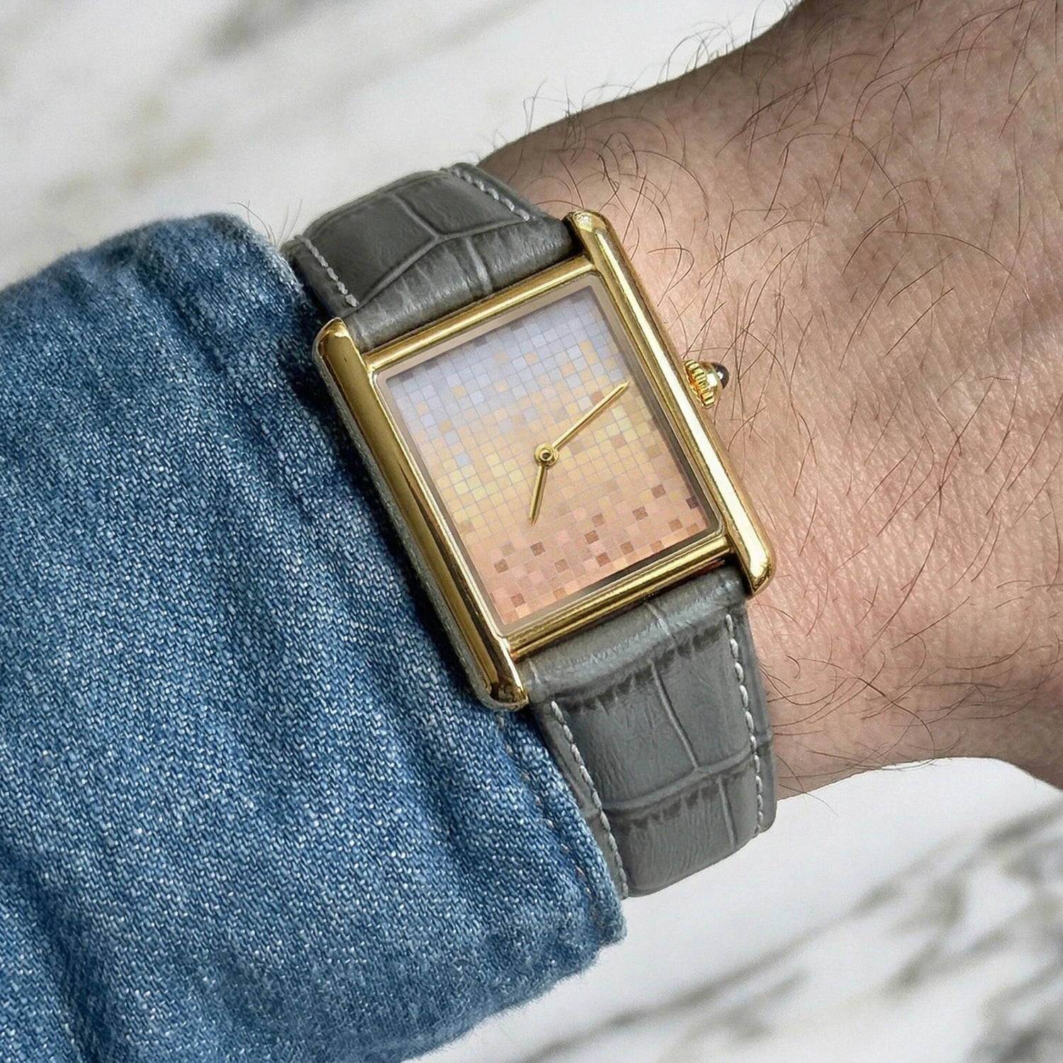 Elegant Quartz Leather Watch