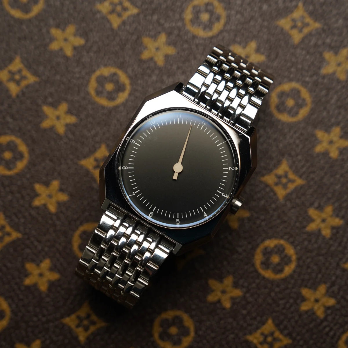 Premier Quartz Timepiece