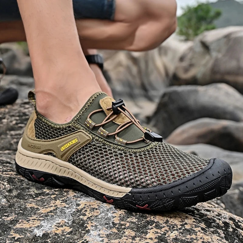 Flex Trail Outdoor Sneakers