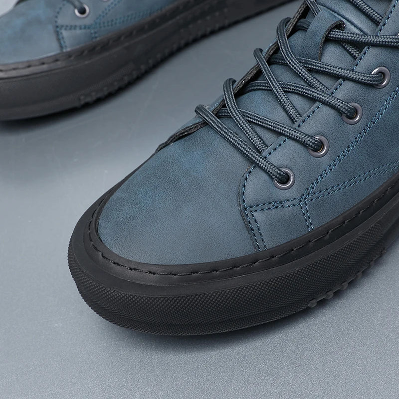 Atlas Sneakers