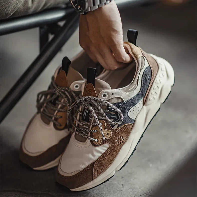 Retro Peak Runners