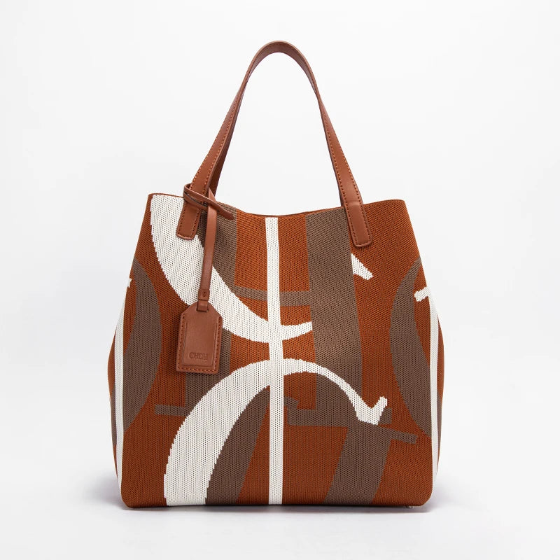 Signature Luxe Tote