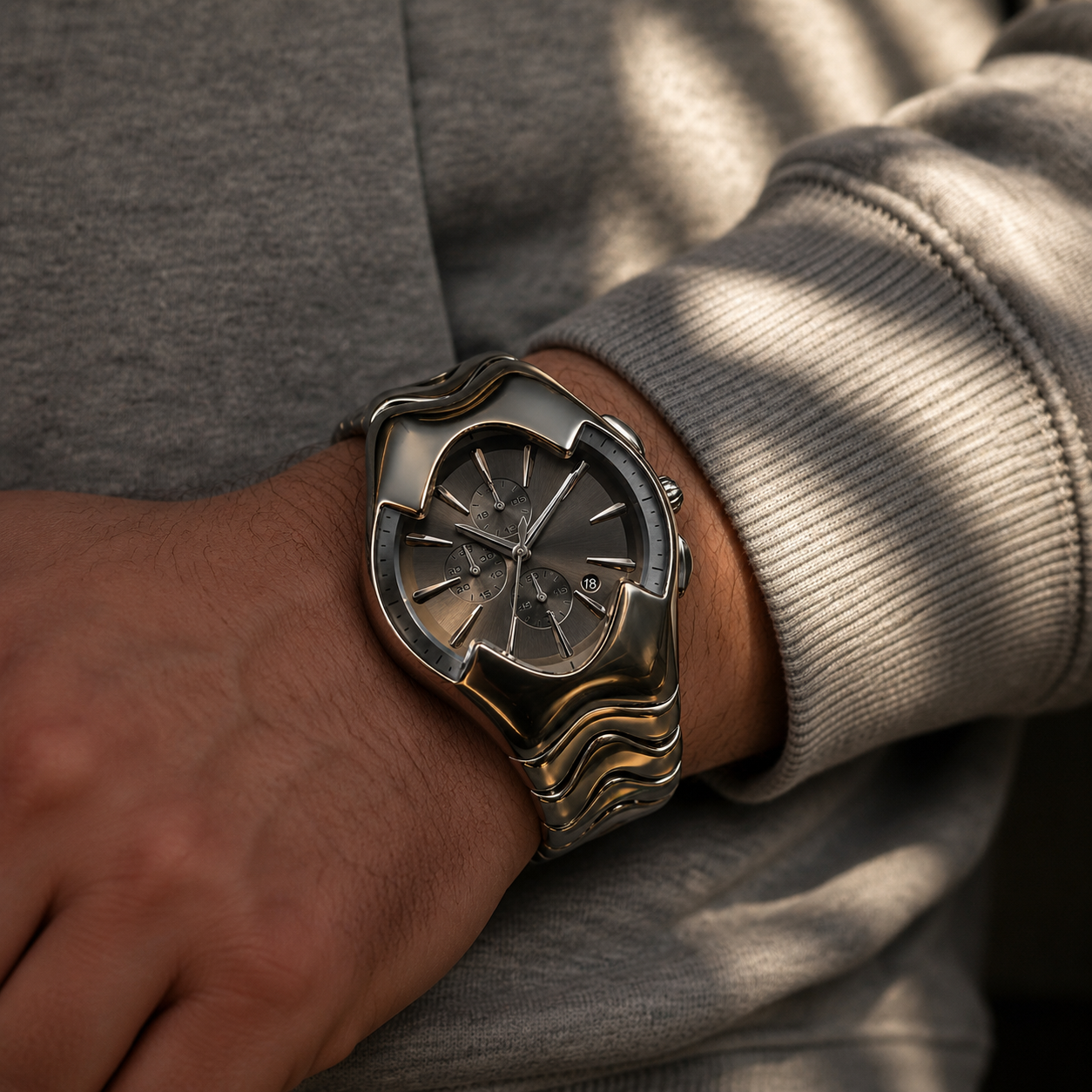 Titan Axis Barrel Watch